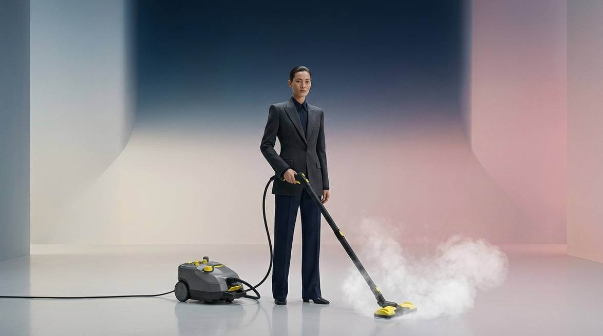 Steam cleaning equipment
